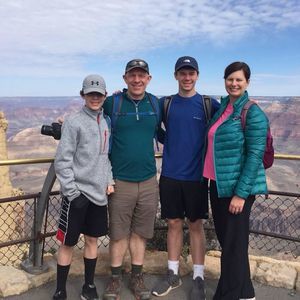 Meet your Posher, Carie